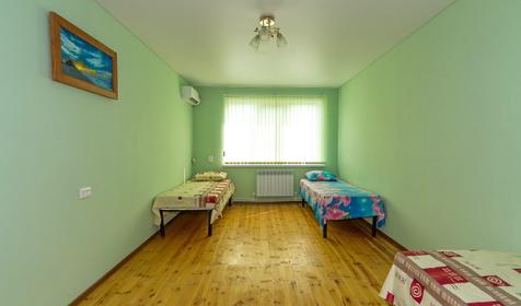 Трехместный, 2 этаж. Частный дом "На ул. Бондаревой, 74", Темрюкский район, п. Пересыпь