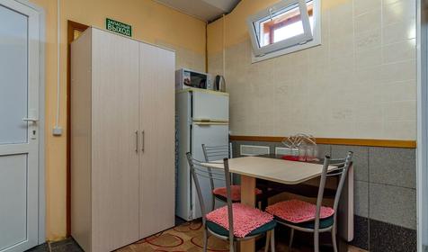 Полулюкс двухместный. Гостевой дом "Лоцман", г. Ейск