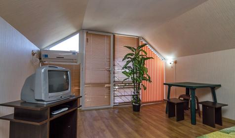 Мансарда. Мини-гостиница Жемчужина, Ейский р-н, ст. Должанская