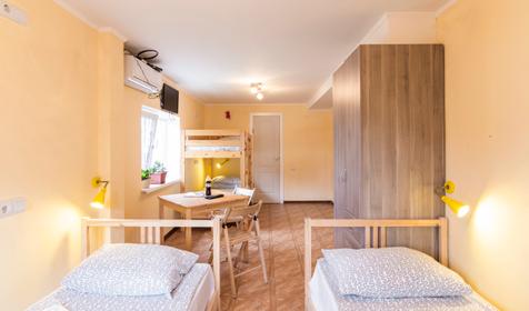 Семейный номер с ванной комнатой. Олимп Хостел Адлер, г. Сочи, Адлерский район, п. Мирный