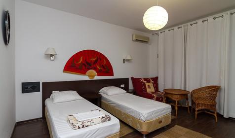 Стандарт. Гостевой дом Пекинский дворик, г. Геленджик