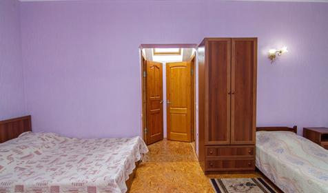 Шестиместный номер. Гостевой дом У Александра, г. Новороссийск, с. Южная Озереевка