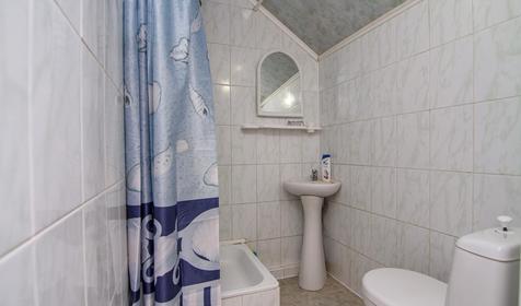 Шестиместный номер. Гостевой дом У Александра, г. Новороссийск, с. Южная Озереевка