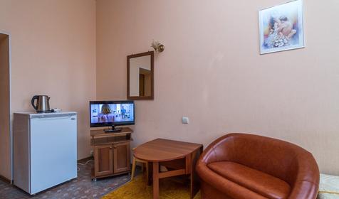 Трехместный номер. Гостевой дом У Александра, г. Новороссийск, с. Южная Озереевка