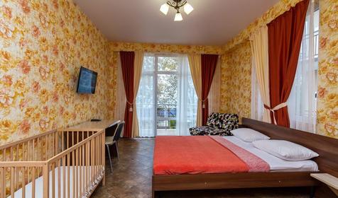 Студия четырехместная с балконом