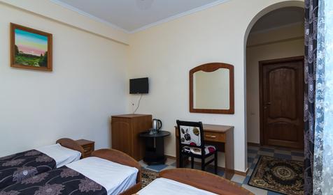 Полулюкс трехместный. Гостиница Жемчужина заречья, г. Сочи