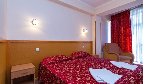 Стандарт с видом на море и витражом. Отель Золотая пальма, г. Сочи, Хостинский район