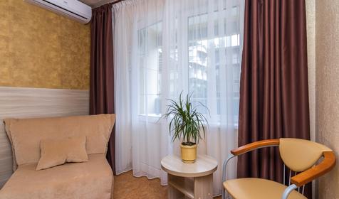 Двухместный люкс с дополнительным местом. Отель Планета, г. Сочи, Лазаревский район, п. Вардане