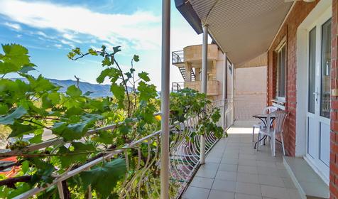 Гостевой дом Елена, г. Геленджик, мкр. Голубая Бухта