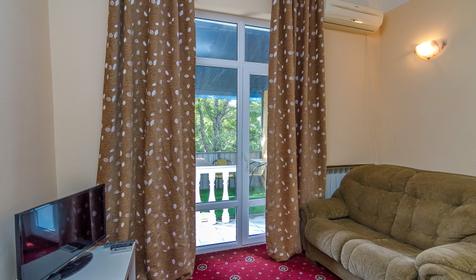 Отель Инал, Бухта Инал