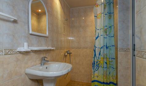 Четырехместный люкс. Гостевой дом Вилла Алкар, г. Сочи, Лазаревский р-н, п. Горный Воздух