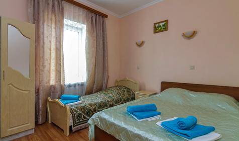 Двухкомнатный четырехместный стандарт. Гостевой дом "Король Лев", г. Сочи, п. Горный воздух