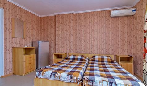 Трехместный эконом. Гостевой дом На переулке Изумрудном, г. Сочи, Лазаревский район, п. Лазаревское