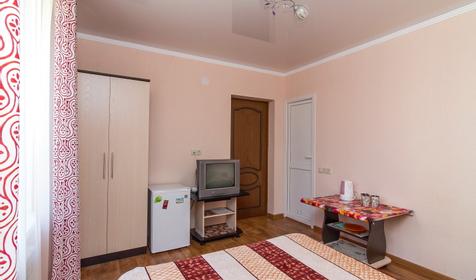 Двухместный люкс. Гостевой дом Винтаж, г. Сочи, Лазаревский район, п. Лазаревское