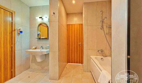 Люкс двухкомнатный двухместный, корпус "Приморский"