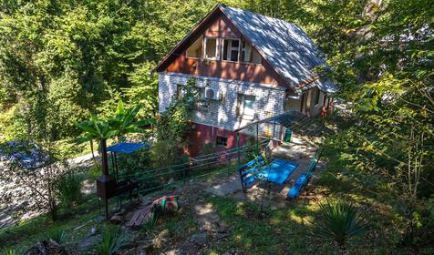 Коттедж. Пансионат Химик, Туапсинский район, п. Новомихайловский