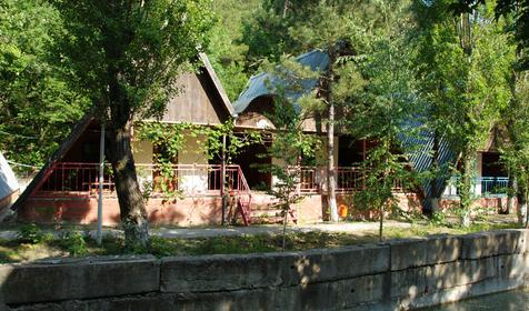 База отдыха Нефтяник, п. Архипо-Осиповка