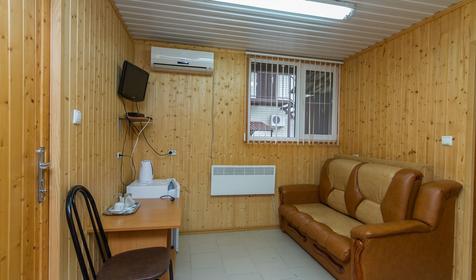 Семейный номер. База отдыха Поляна, Апшеронский район, ст. Нижегородская