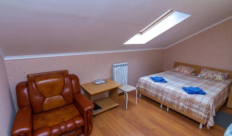 Эконом с креслом. База отдыха Поляна, Апшеронский район, ст. Нижегородская