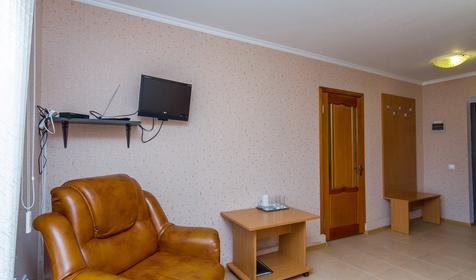 Трехместный полулюкс. База отдыха Поляна, Апшеронский район, ст. Нижегородская