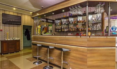 Кафе-ресторан. Гостиничный комплекс Изумруд, п. Мостовской, Краснодарский край.