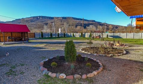 Гостевые дома Близнецы у реки, Майкопский район, ст. Даховская