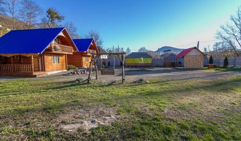 Гостевые дома Близнецы у реки, Майкопский район, ст. Даховская