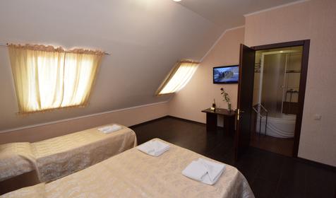 Мансарда. Бюджетный трехместный без балкона, 6 этаж