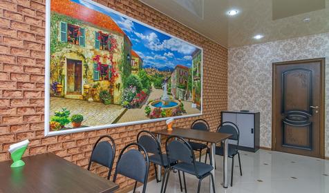 Кухня-столовая. Гостиница Абажур, г. Краснодар