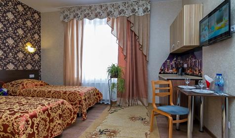 Стандарт комфорт трехместный. Гостиница Абажур, г. Краснодар