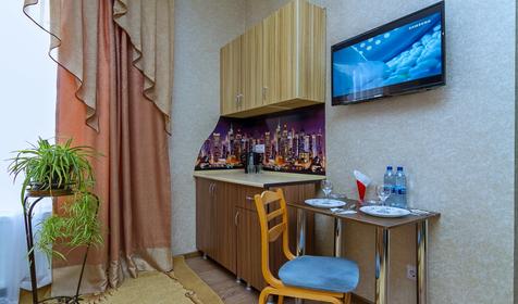 Стандарт комфорт трехместный. Гостиница Абажур, г. Краснодар