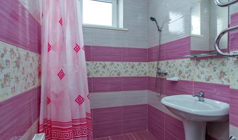 Стандарт комфорт трехместный. Гостиница Абажур, г. Краснодар