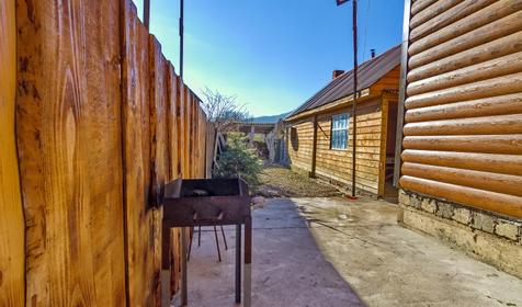 Гостевой дом На Фурманова, п. Каменномостский