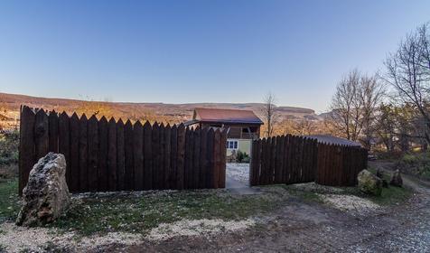 Гостевой дом У горного озера, п. Каменномостский