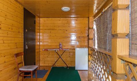 Гостевой дом У горного озера, п. Каменномостский