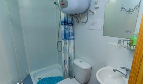 Гостевой дом У горного озера, п. Каменномостский