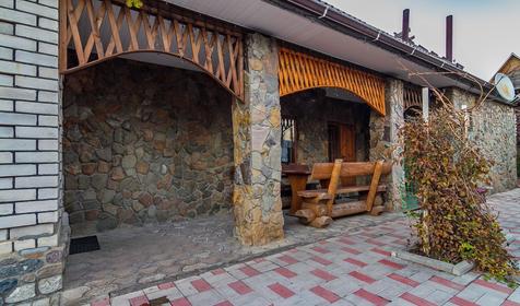 Коттедж. Гостевой комплекс "Юлена", п. Каменномостский