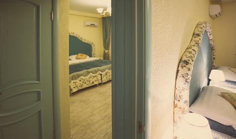 Отель Французский квартал, п. Витязево