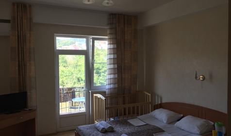 Трехместный стандарт. Гостевой дом Уютный причал, г. Сочи, Лазаревский район, п. Лоо, Горный воздух