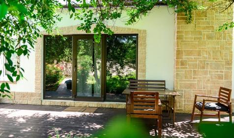 Коттедж Веранда