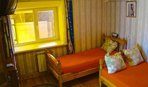 Бердянская 56