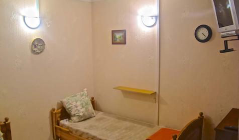 Бердянская 56