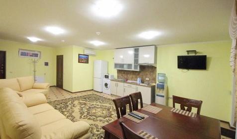 Люкс №1. Гостевой дом На Рабочей 2а, г. Ейск