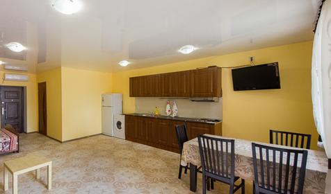 Люкс №2. Гостевой дом На Рабочей 2а, г. Ейск