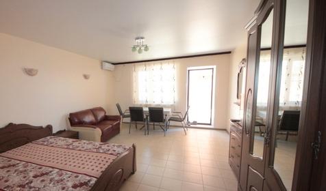 Люкс №3. Гостевой дом На Рабочей 2а, г. Ейск