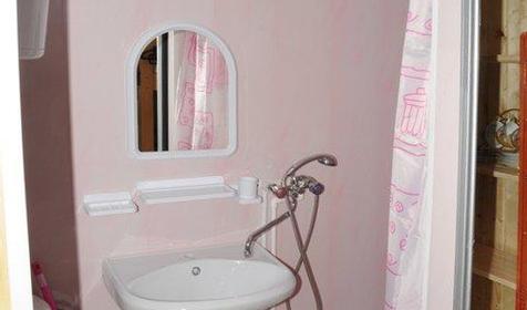 Трехместный