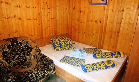 Домик трехместный