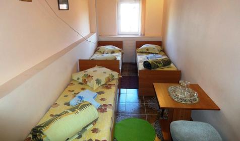 Эконом трехместный