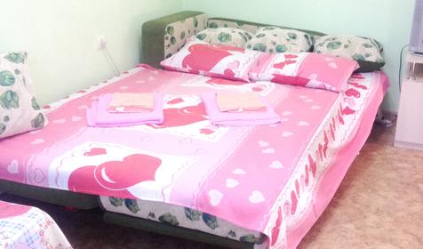 Двухкомнатный, первый этаж