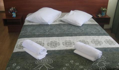 Трехместный стандарт в четырехэтажном корпусе с балконом